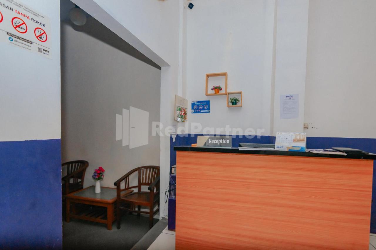 Ungu Kangen Hotel Bogor Mitra Reddoorz Exterior foto